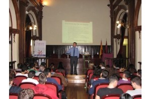 Asistentes a los talleres Cecarm en el IES Licenciado Francisco Cascales