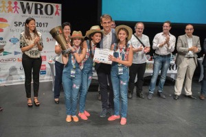 Equipo murciano ganador de la final nacional de la olimpiada de rob�tica