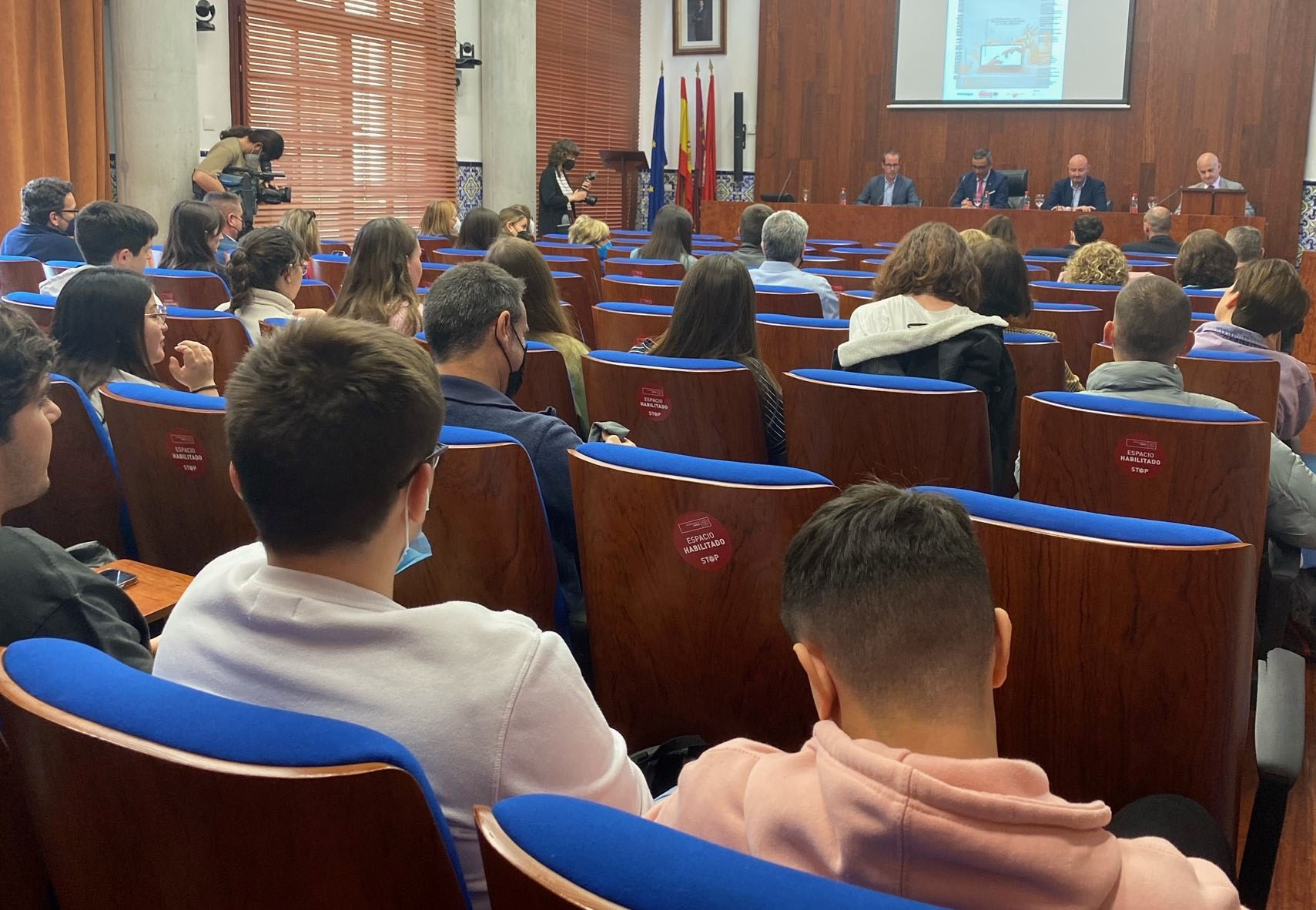 Un centenar de inscritos en las jornadas sobre derecho a la propiedad intelectual en la era digital 