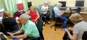 Imagen de uno de los cursos de formacin para personas mayores