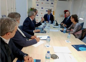 El consejero de Econom�a, Hacienda, Fondos Europeos y Transformaci�n Digital, Luis Alberto Mar�n, preside la reuni�n del patronato de la Fundaci�n Integra Digital