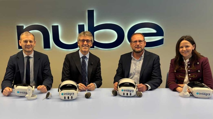 Un momento de la inauguraci�n del Centro Nube de Murcia.