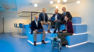 Momento de la presentaci�n del Centro Nube de Murcia