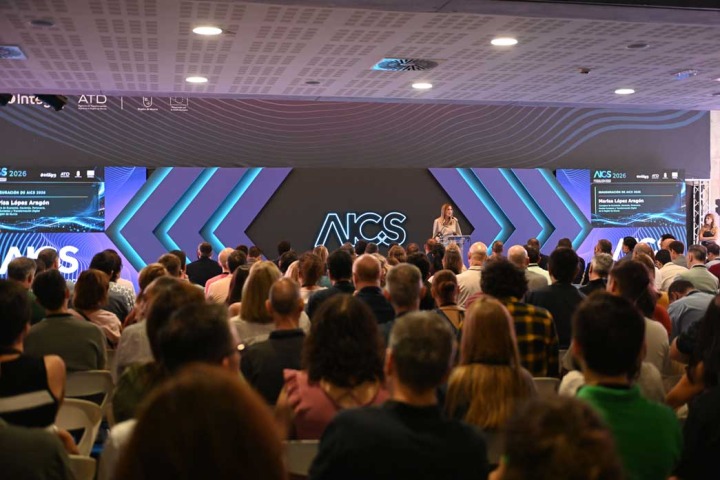 Marisa L&oacute;pez Arag&oacute;n, durante la inauguraci&oacute;n del congreso.
